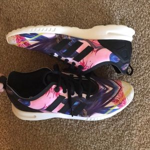 Women’s Adidas Sneakers